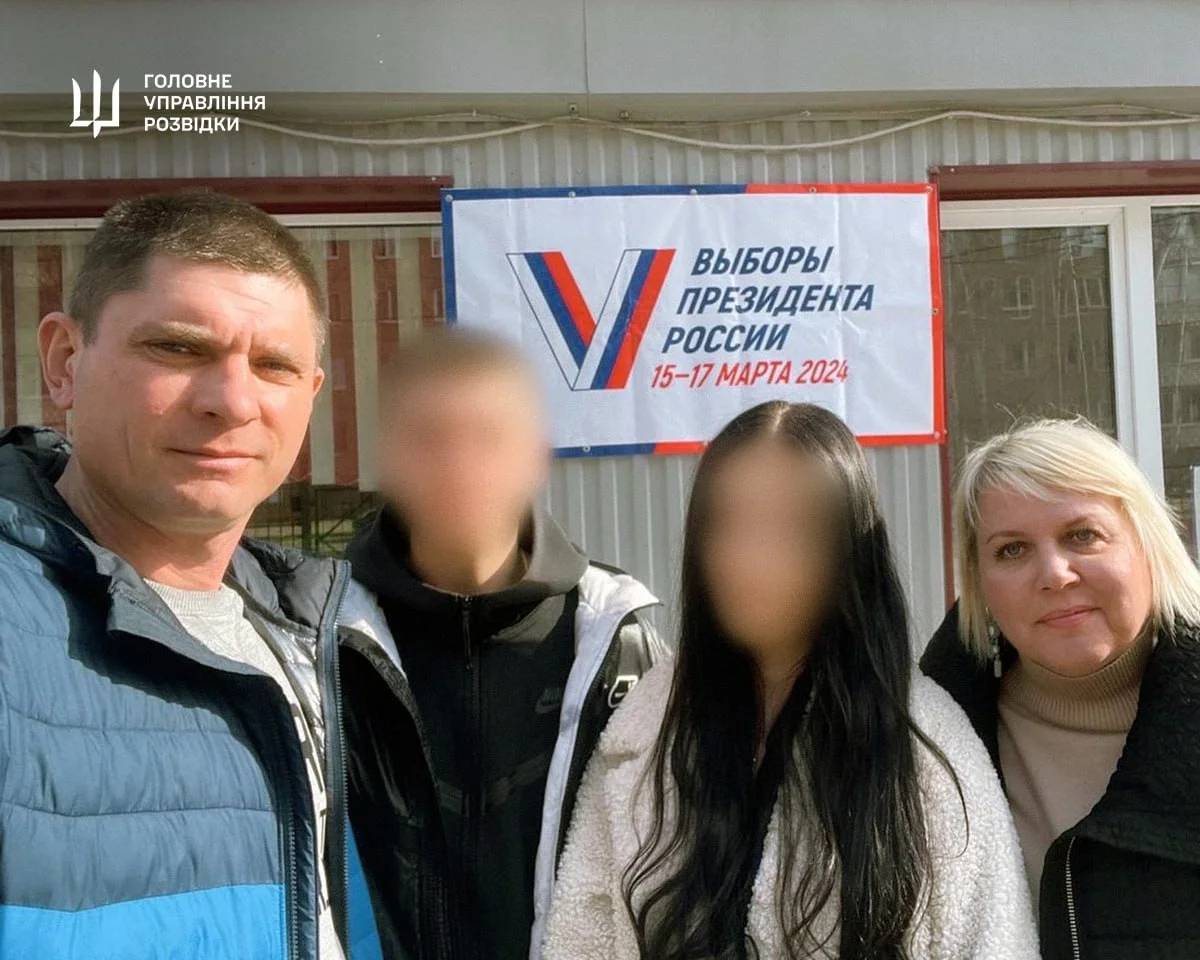 Майор Денис Шейнов и неговата съпруга Елена Шабалова имат син и дъщеря Майор Денис Шейнов и неговата съпруга Елена Шабалова имат син и дъщеря